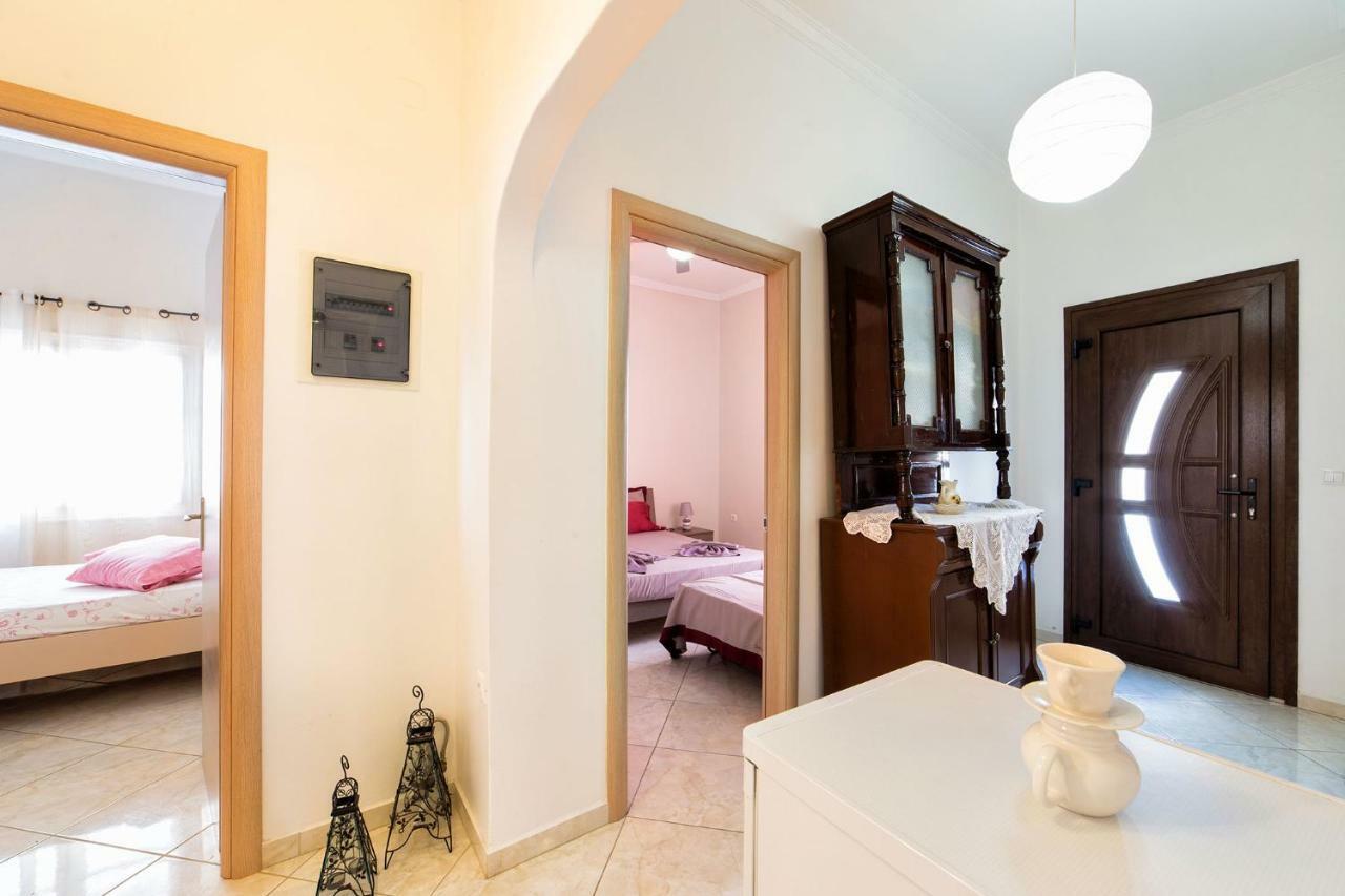 Villa Town House For 6-16 With Ac Paro Esterno foto